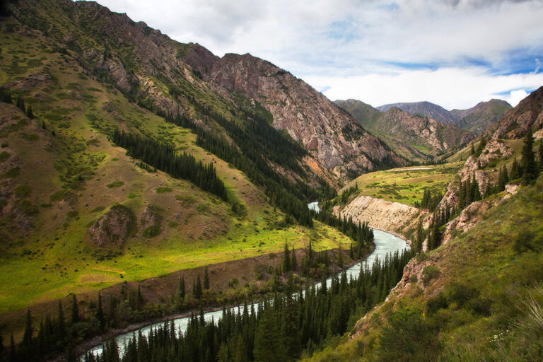 Eki-Naryn-Valley